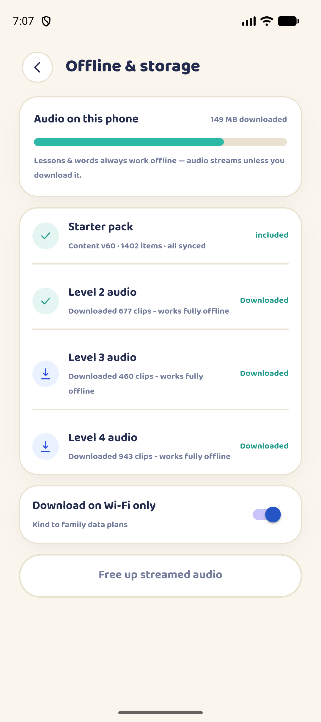 Screenshot: Offline and storage. Audio downloaded per level.